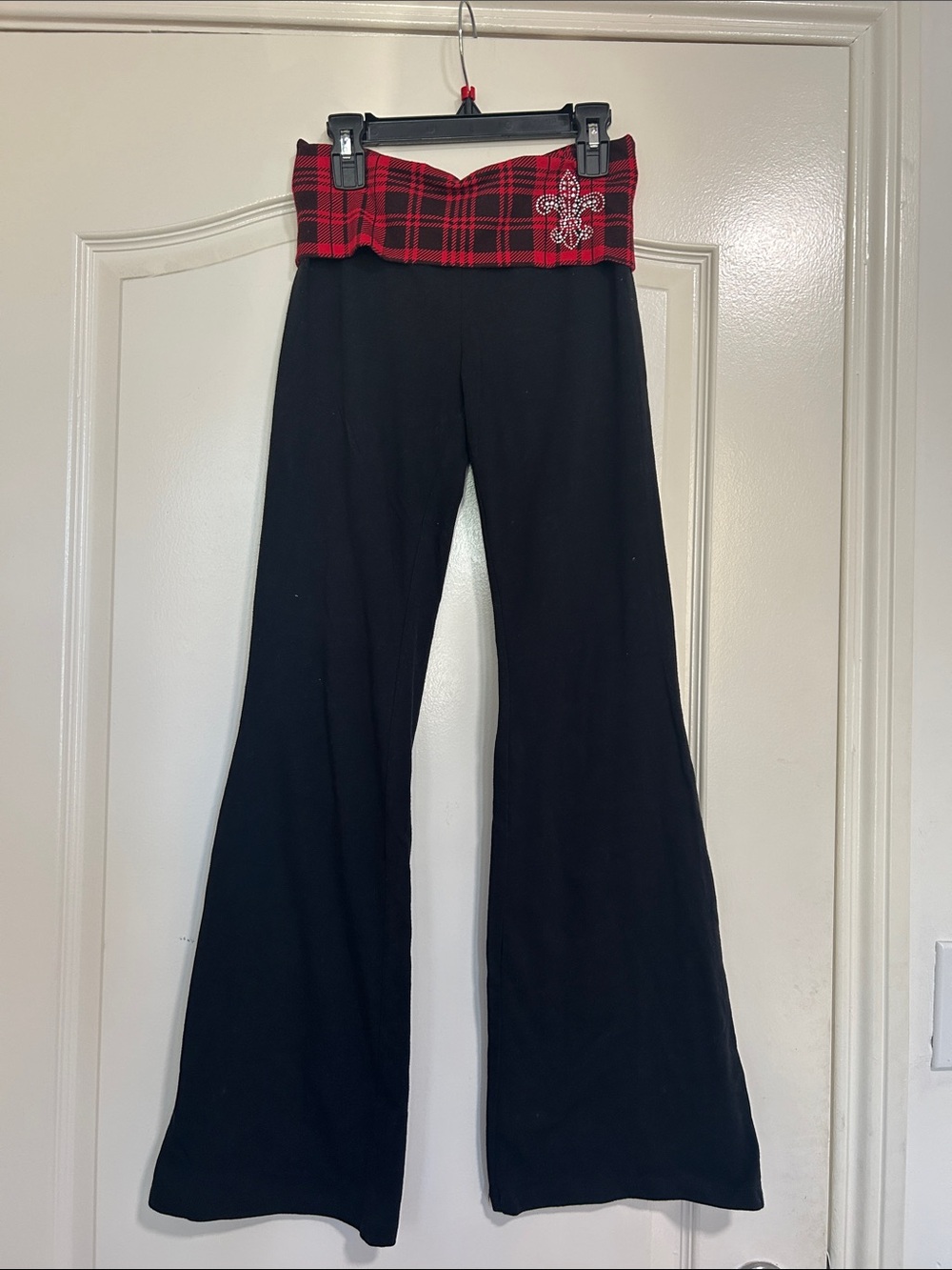 Y2K Black Flared Yoga Pants with Red Plaid Waistband